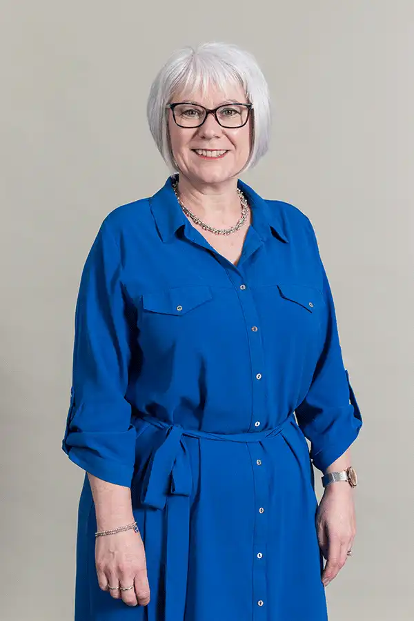 Louise Black, Finance